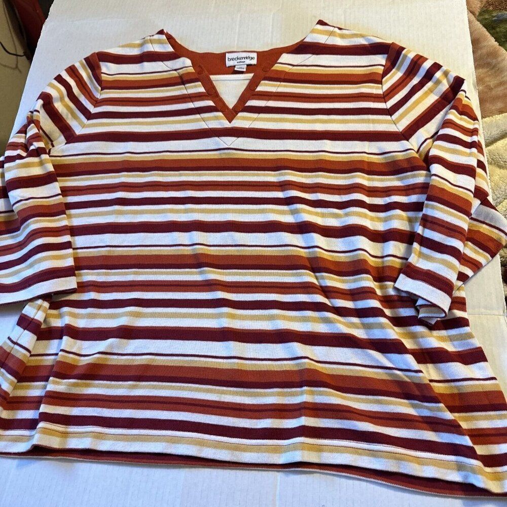 Breckenridge women's size XL T-shirt White With Flowers Short sleeve